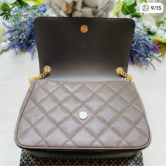 Tory Burch Willa Grey Quilted Versatile Shoulder Crossbody Bag - Picture 7 of 15